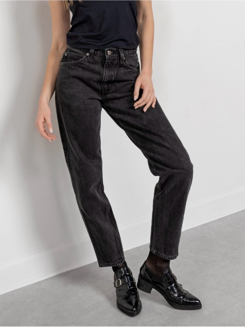 Vintage 1990s Levi's 550 Black Washed Jeans - Picture 7 of 7